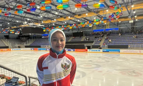 Malaika Khadija Fatiha Tembus 7 Besar Kompetisi Ice Skating di Eropa, Satu-satunya Wakil Asia dan Berhijab