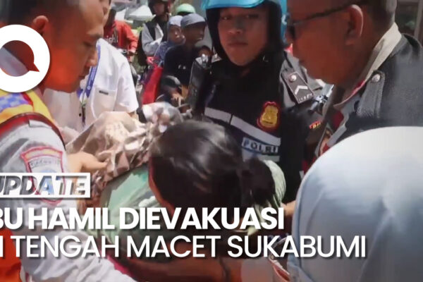 Cerita Dramatis Ibu Hamil Dievakuasi di Tengah Kemacetan Jalur Wisata Sukabumi